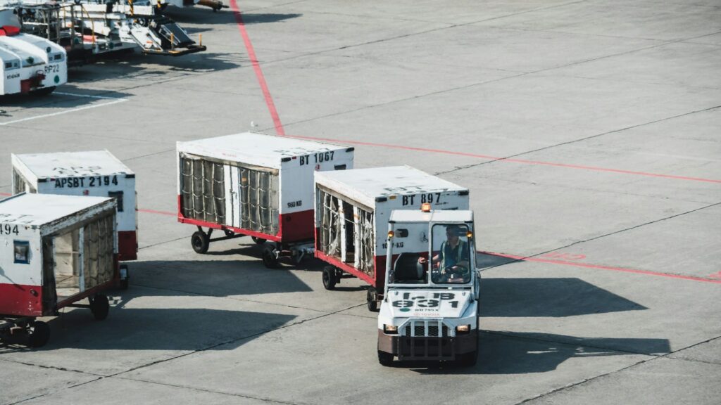 transport de bagages dans un aéroport